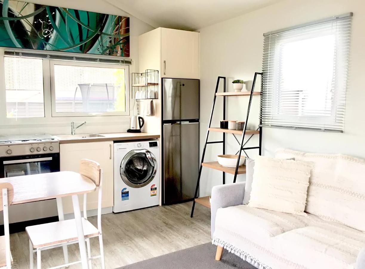 Almond Court Motel Alexandra Extérieur photo